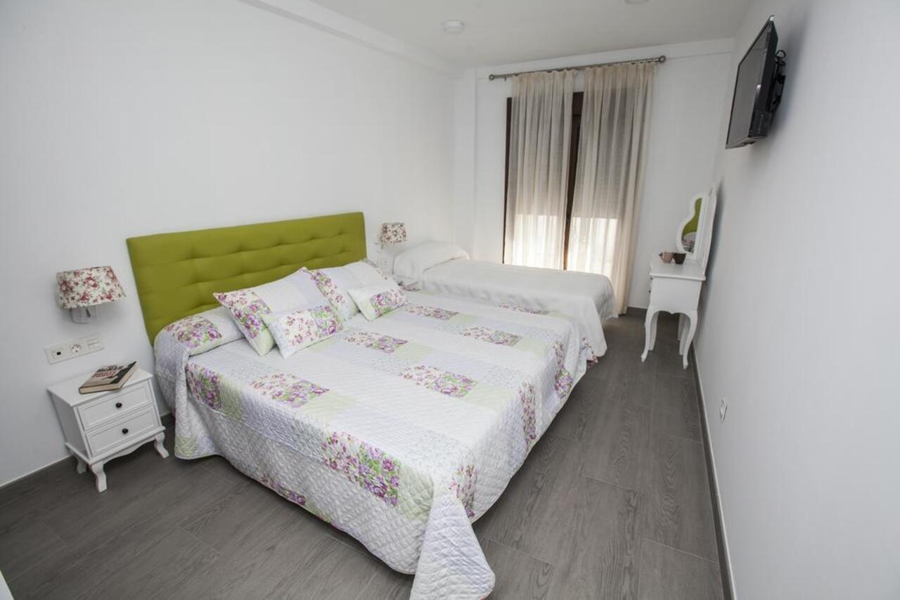 Hostal Boutique Bajamar Nerja Bagian luar foto