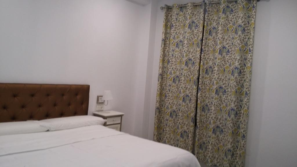 Hostal Boutique Bajamar Nerja Bagian luar foto